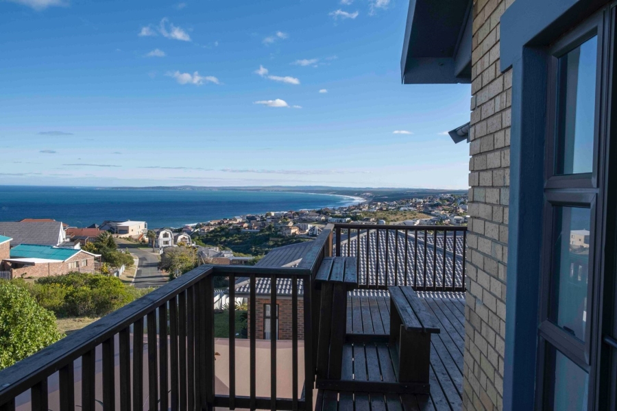 7 Bedroom Property for Sale in Dana Bay Western Cape
